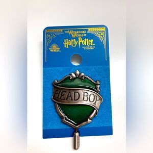 New! Universal Studios Wizarding World of Harry Potter Slytherin‎ head boy